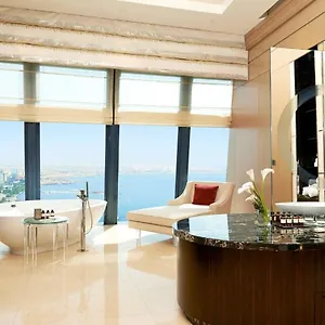 ***** מלון Fairmont Baku, Flame Towers אזרבייג'ן