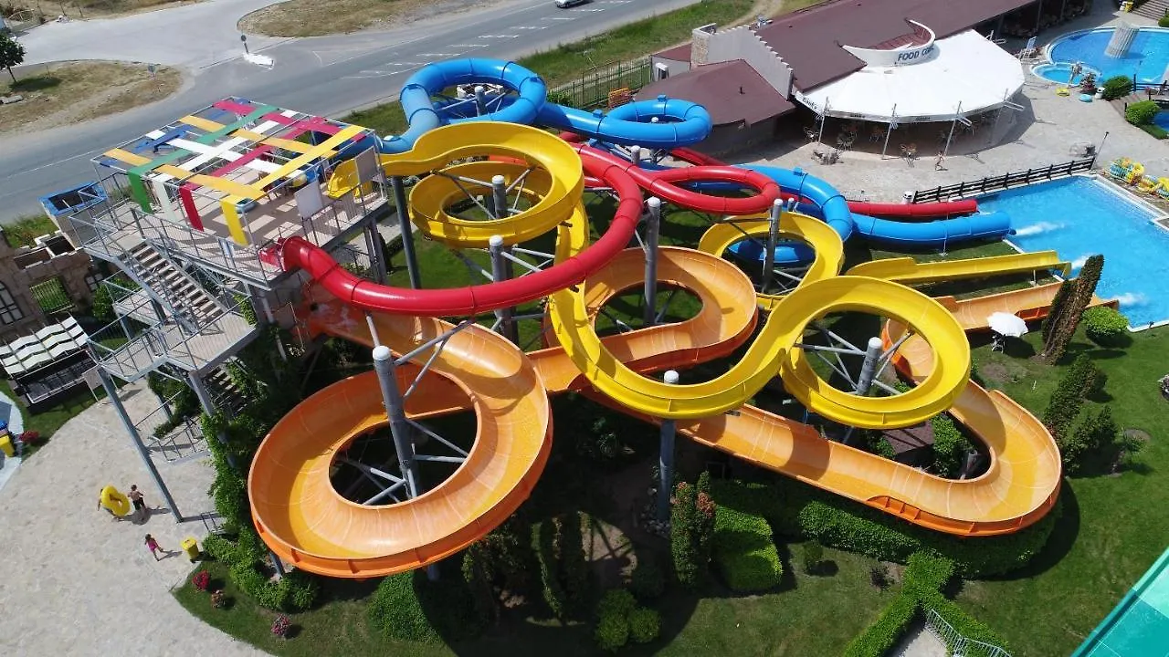 Aqua Nevis Hotel & Aqua Park サニービーチ ブルガリア