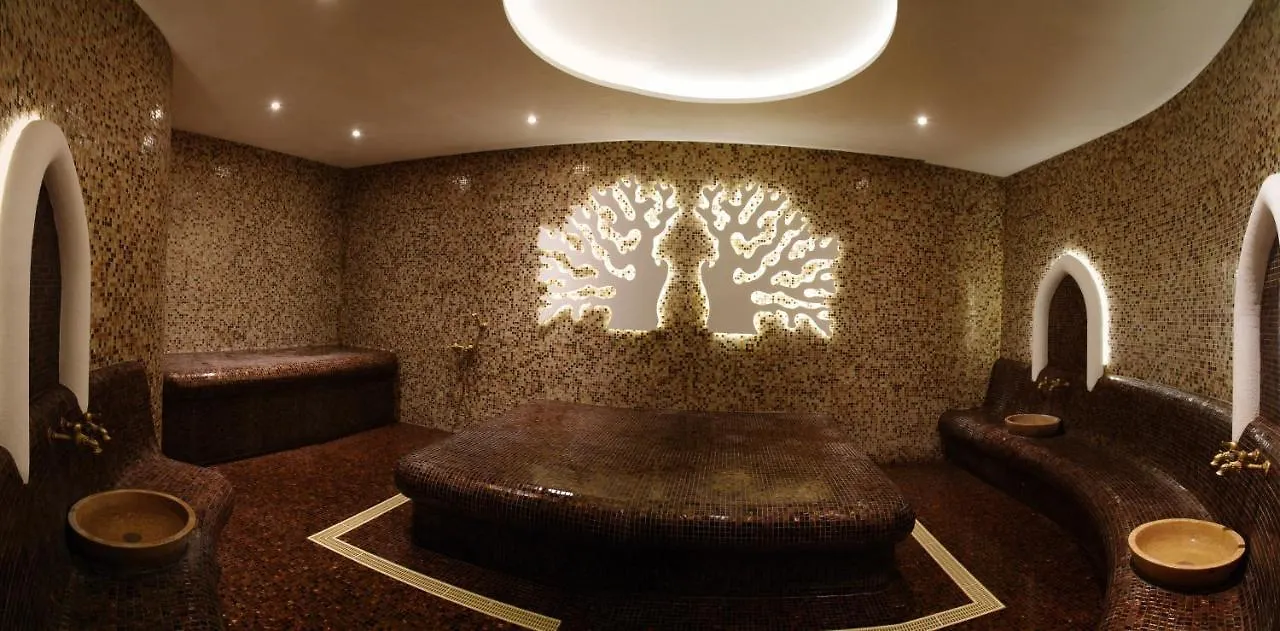 Aqua Nevis Hotel & Aqua Park サニービーチ